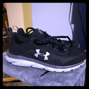 Under Armour Tennis Shoes